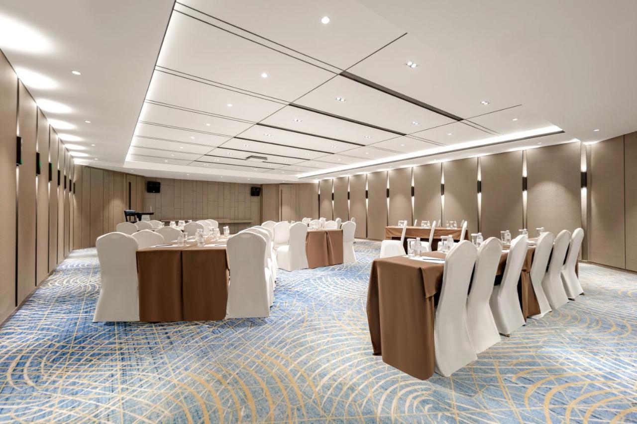Radisson Collection Hotel, Yangtze Shanghai Exterior photo