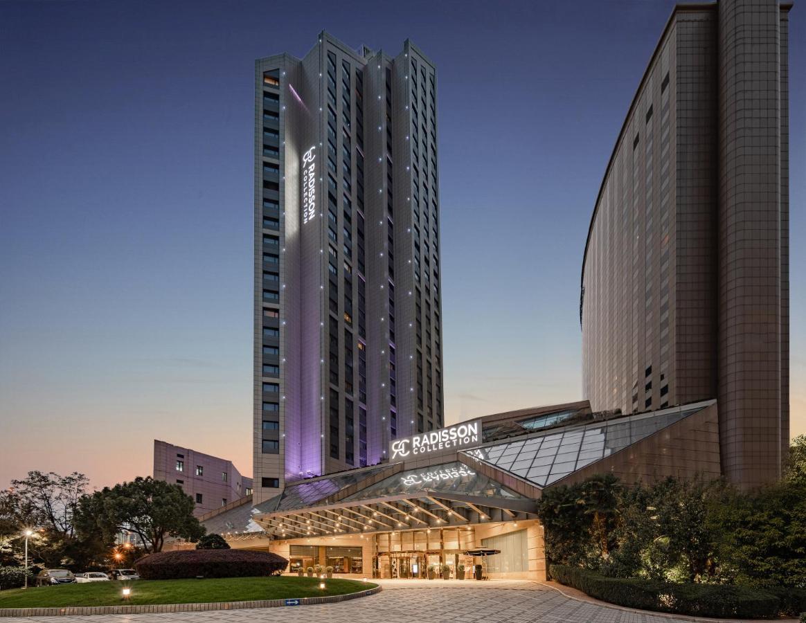 Radisson Collection Hotel, Yangtze Shanghai Exterior photo