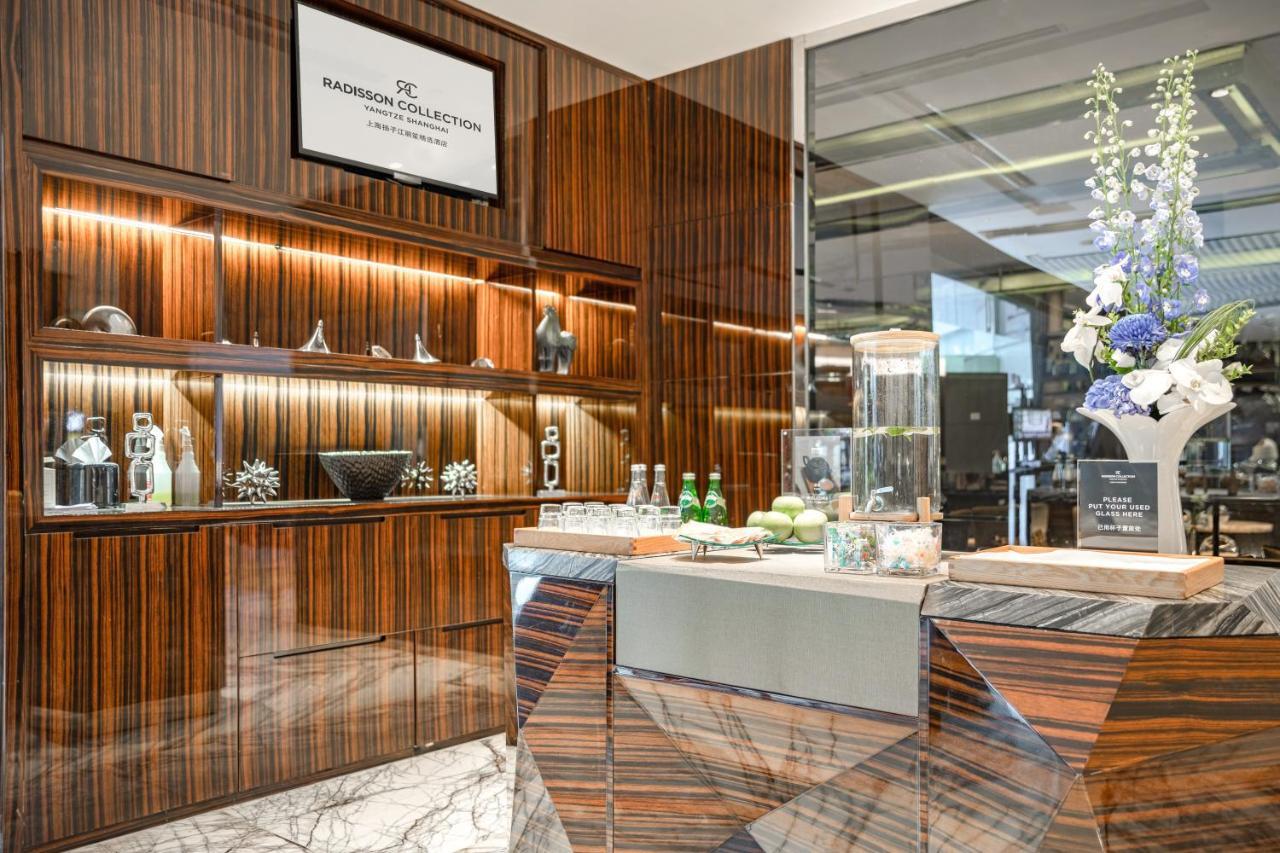 Radisson Collection Hotel, Yangtze Shanghai Exterior photo